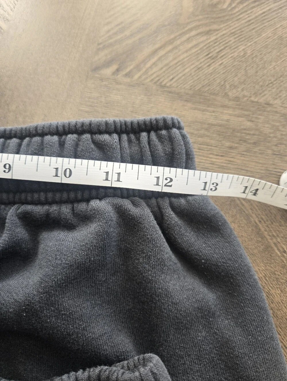 Alo Yoga Accolade Jogger Sweatpant in Anthracite Gray sz SMALL